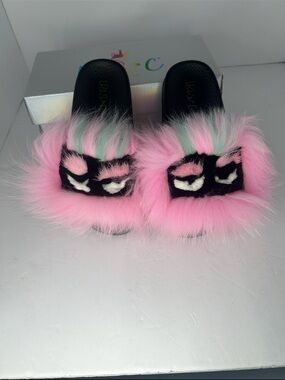 IRIS C Pink Fuzzy Slides Kids 13 Plush Sandals Girls NIB